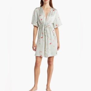 Nordstrom Rack Floral Short Tie-Waist Robe in mint Green and Coral